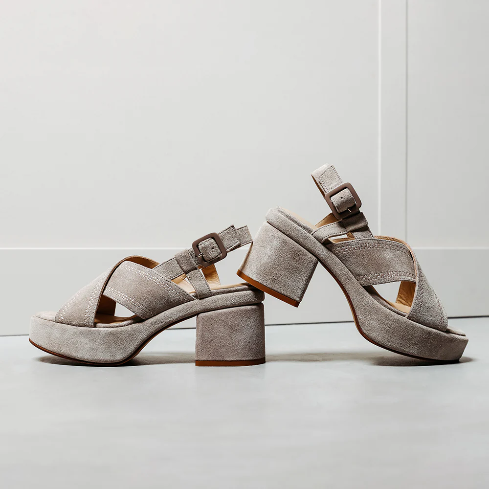 Elia Paisley - Image 6